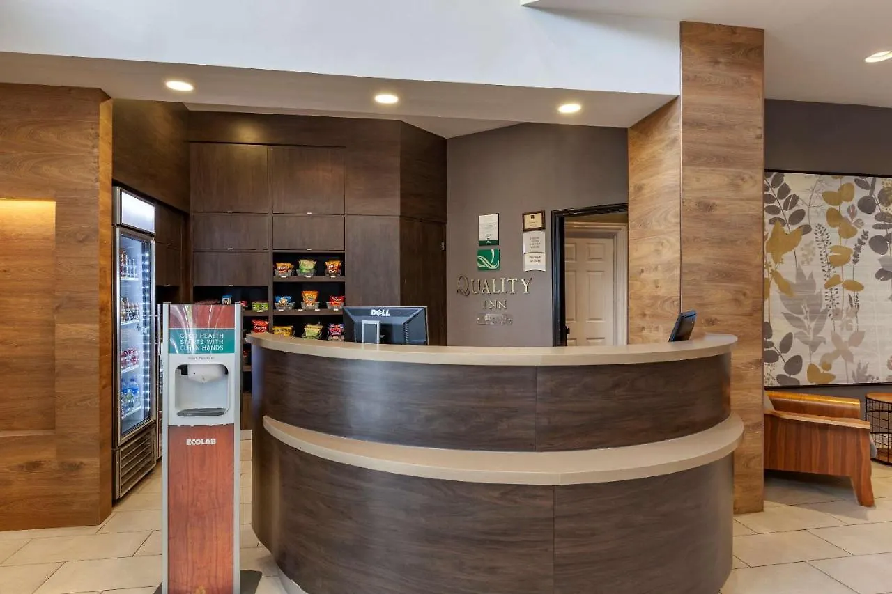 Quality Inn Airport West Mississauga