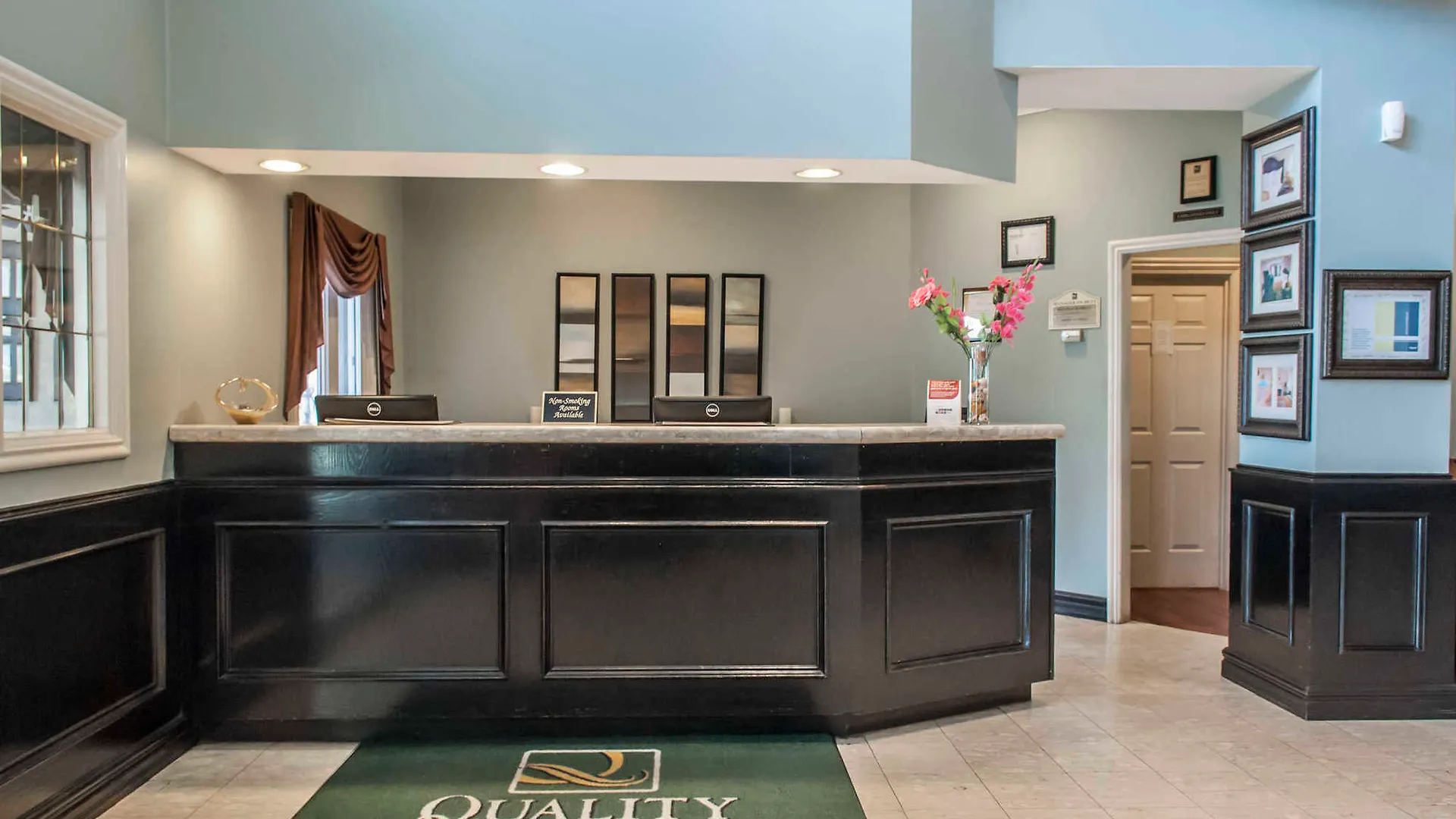 Quality Inn Airport West Mississauga